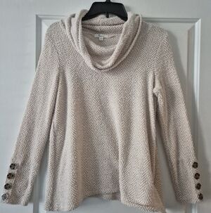 89th & Madison Cream Cowl Neck, buttons on cuffs Pullover Size M